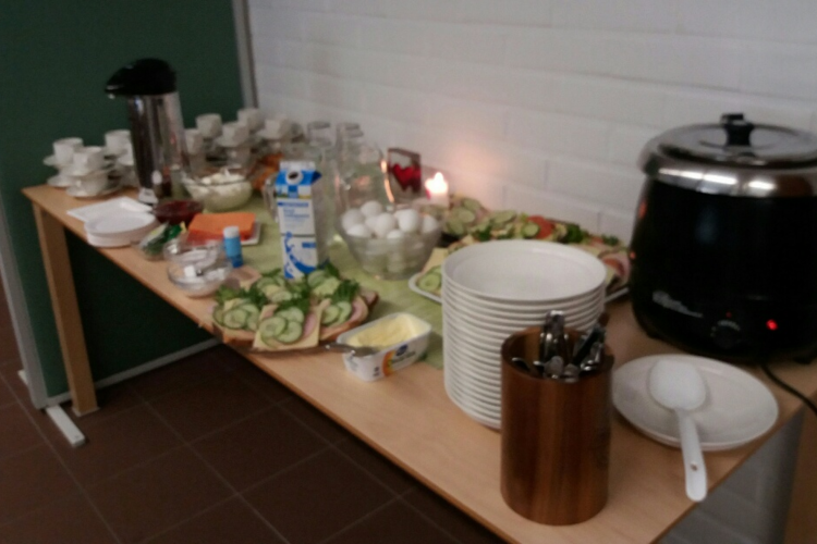 Diakonian Adventtiajan puurohetki Diakonian Adventtiajan puurohetki