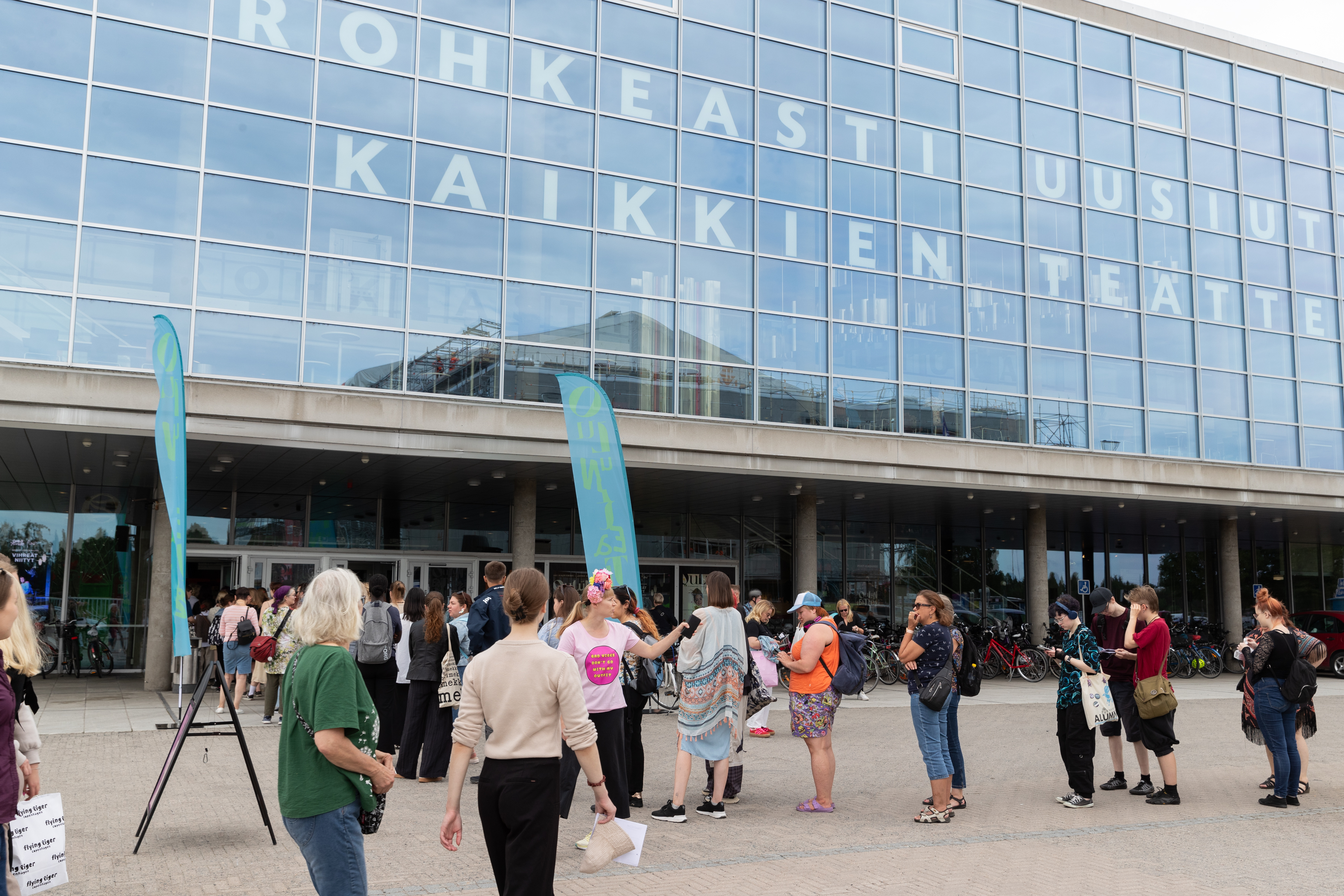 Kuvassa Oulun teatteri ulkoapäin