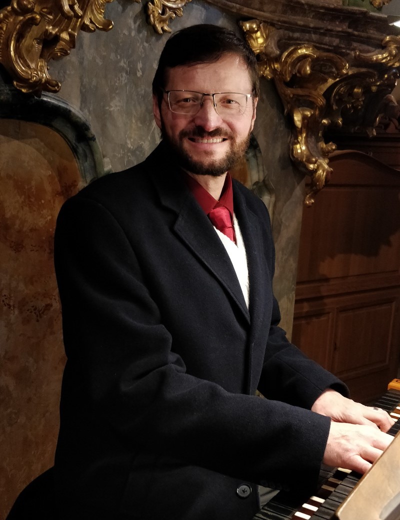 Peter Marosvari.