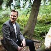 Taustatarinaklubi - Rantapenger Kuva yhtyeen artistista