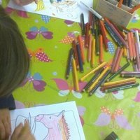 Linnanmaan olohuone yhden vanhemman perheille Linnanmaan olohuone yhden vanhemman perheille
