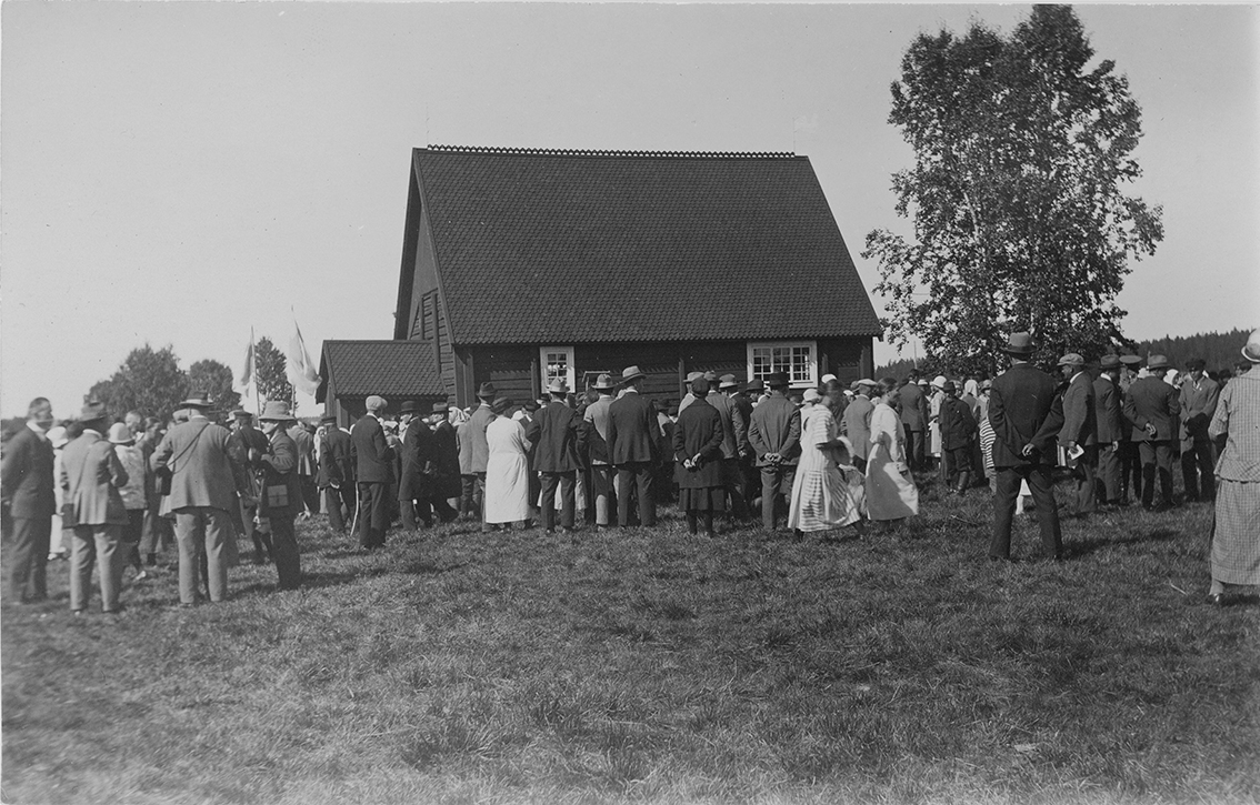 Turkansaaren kirkon vihkiäiset vuonna 9.8.1925. Kuva: Pohjois-Pohjanmaan museo.